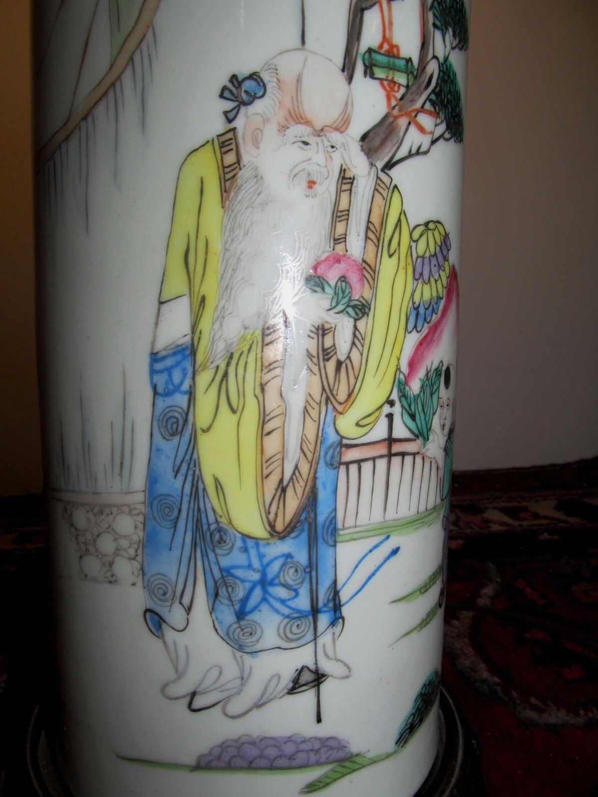CHINESE ROSE FAMILE LAMP WITH BRUSH POT BODY