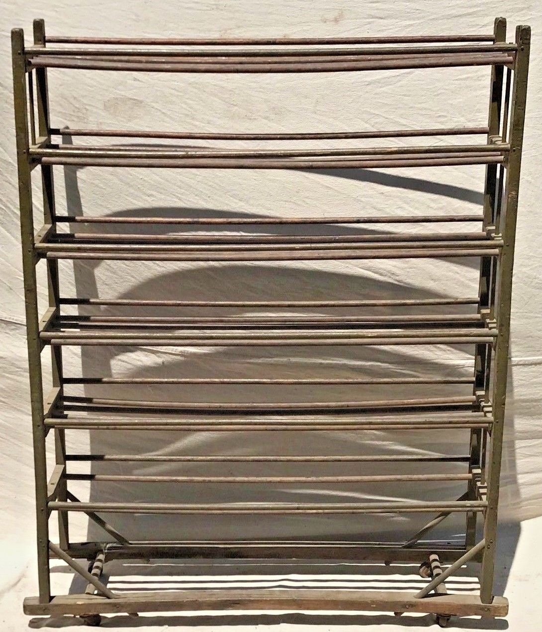19TH C INDUSTRIAL COBBLERS RACK IN BITTERSWEET APPLE GREEN FINISH - SHOE RACK