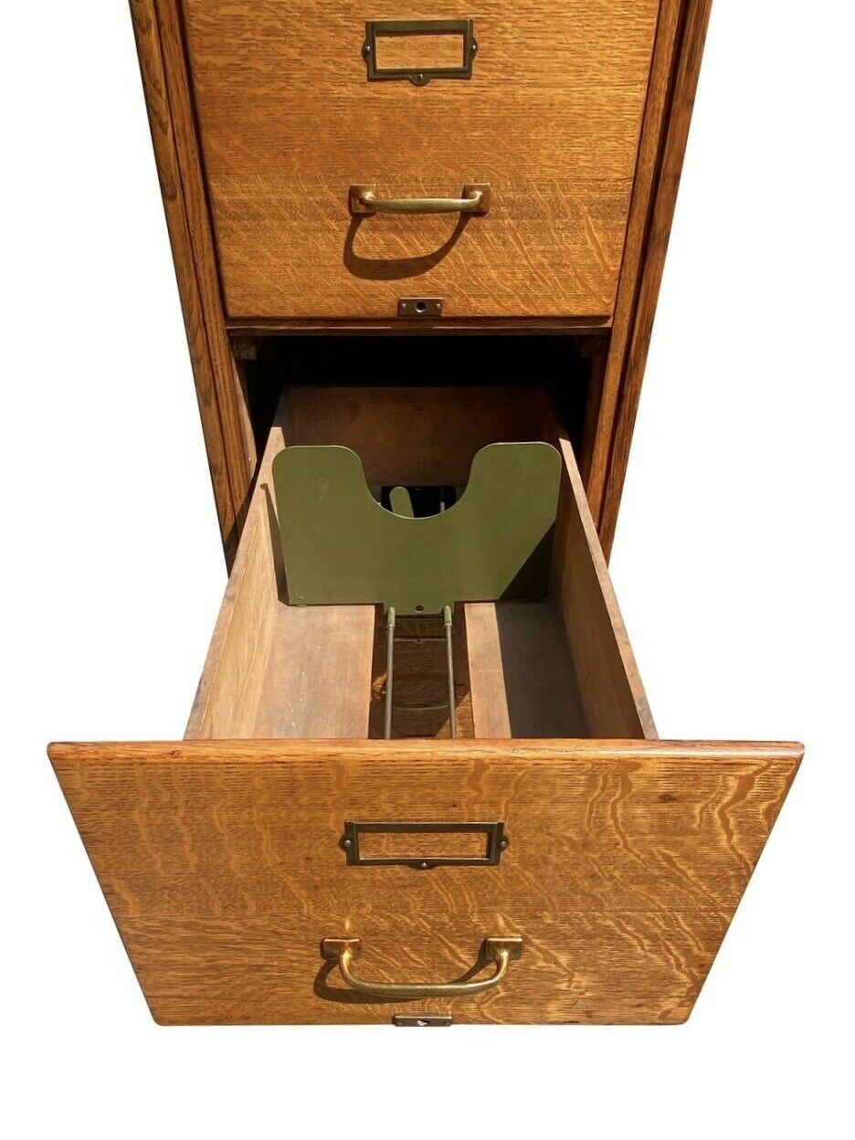 20TH C ANTIQUE ARTS & CRAFTS TIGER OAK 4 DRAWER LETTER FILE CABINET