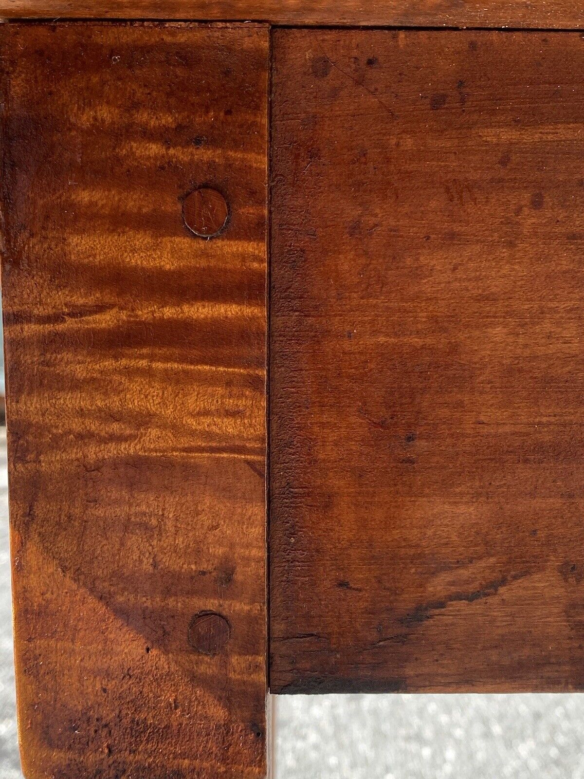 19th C Antique Sheraton Tiger Maple 6 Leg Drop Leaf Dining Table - Curly Maple