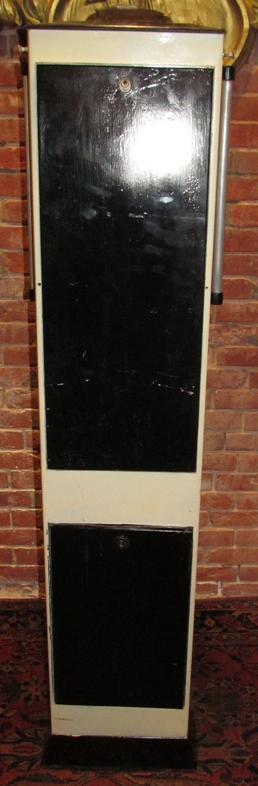 ANTIQUE ART DECO NOVELTY STEEL FLOOR SCALE-LARGE MODEL