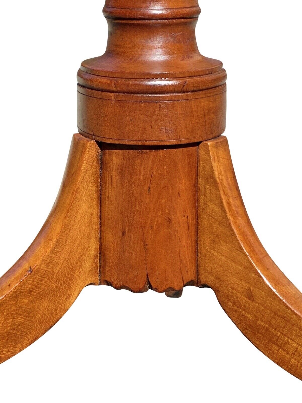 19th C Antique Federal Period Cherry Candlestand / End Table With Ovolo Top
