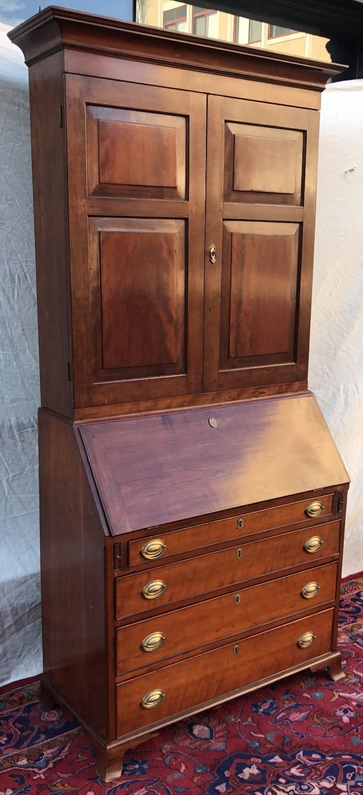 ULTRA RARE 18TH CENTURY CHERRY CONNECTICUT HEPPLEWHITE DOUBLE BLANK DOOR DESK