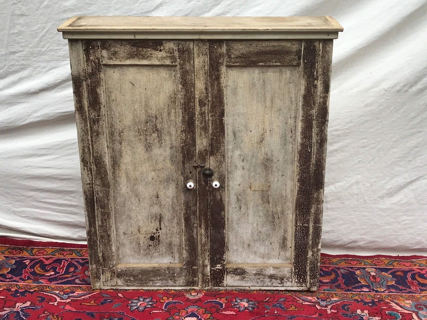 19TH CENTURY PRIMITIVE PINE WALL CABINET IN NICE OLD GREEN PAINT FINISH