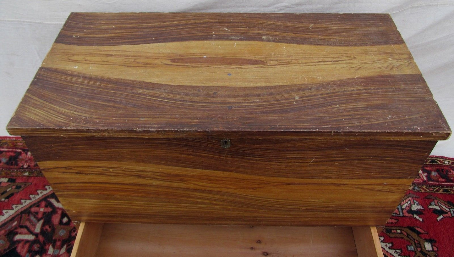 EARLY 19TH CENTURY HEPPLEWHITE GRAIN PAINTED BLANKET BOX-STATE OF MAINE