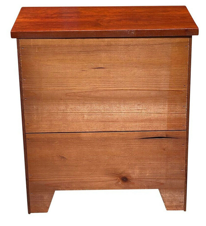 20TH C HEPPLEWHITE ANTIQUE STYLE CHERRY BACHELORS CHEST / NIGHTSTAND