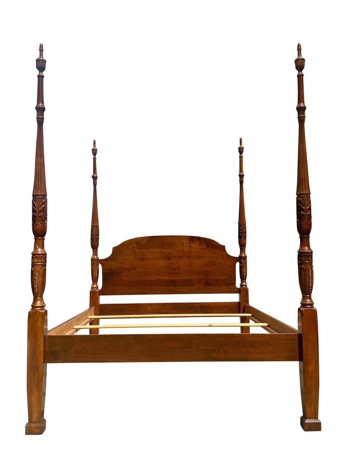 20TH C CHIPPENDALE ANTIQUE STYLE QUEEN SIZE CHERRY CARVED TALL FOUR POST BED