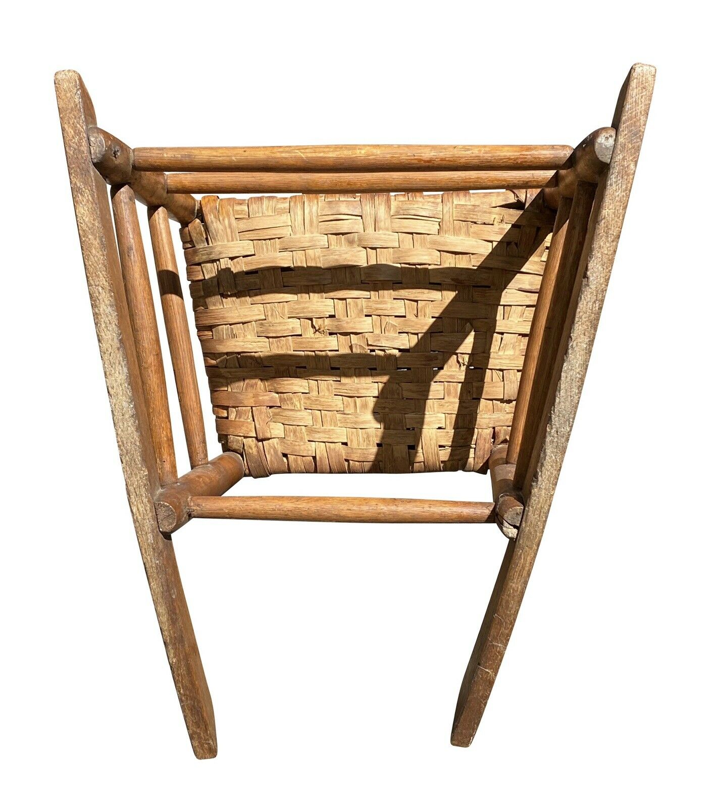18TH C ANTIQUE QUEEN ANNE TIGER MAPLE LADDER BACK ROCKING CHAIR W SPLINT SEAT