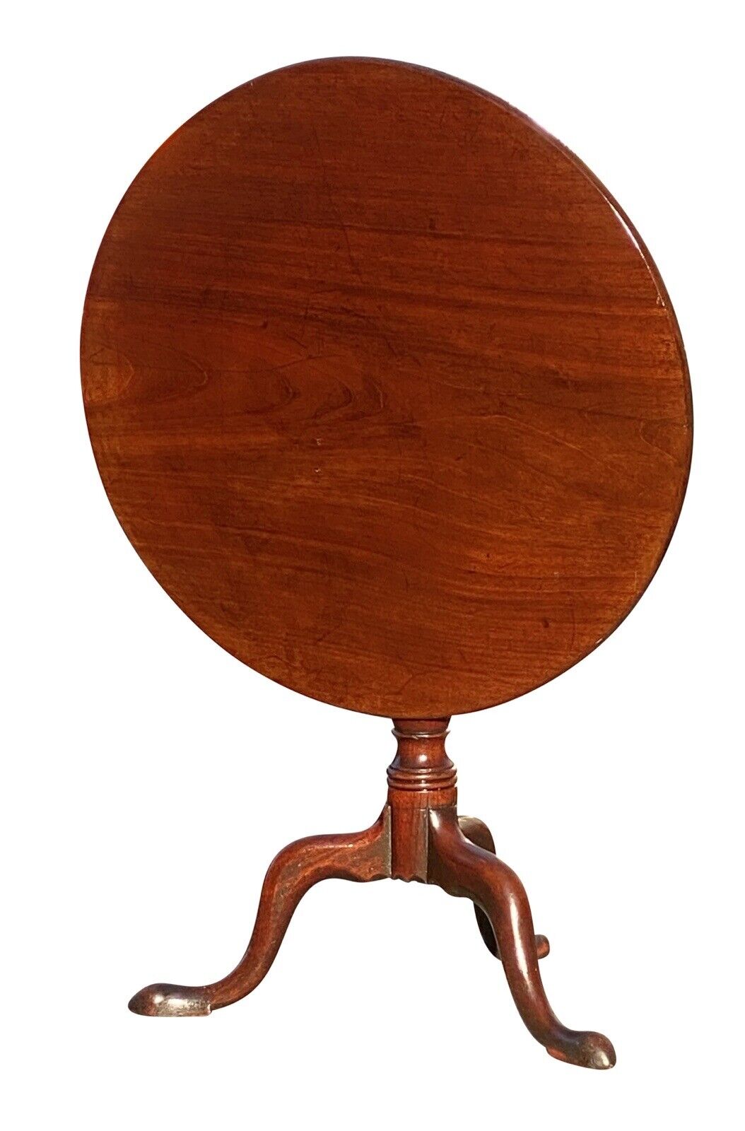 Antique South Carolina Queen Anne Walnut Tilt Top Table on Snake Legs