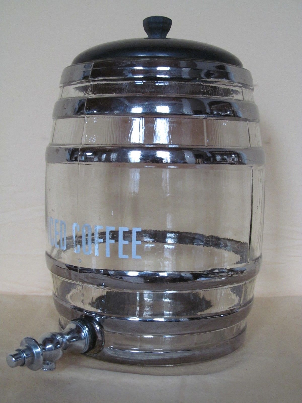 EXCELLENT VINTAGE ICE COFFEE DISPENSER IN CHROME & GLASS BARREL SHAPE
