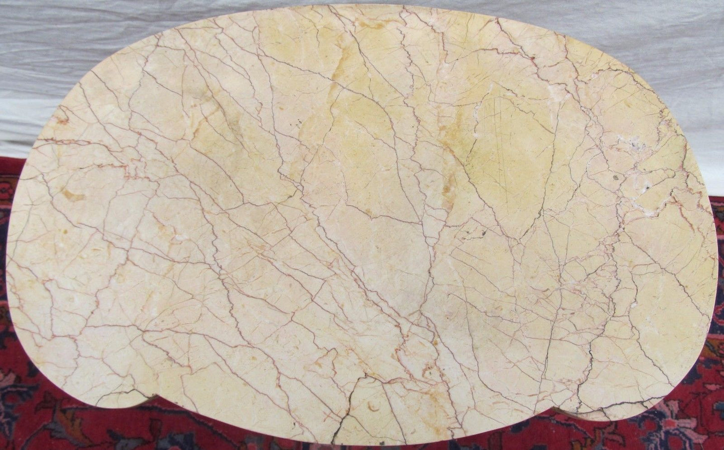 FRENCH LOUIS XV STYLE KIDNEY SHAPED MARBLE TOP NIGHTSTAND WITH DRAPERY INLAY