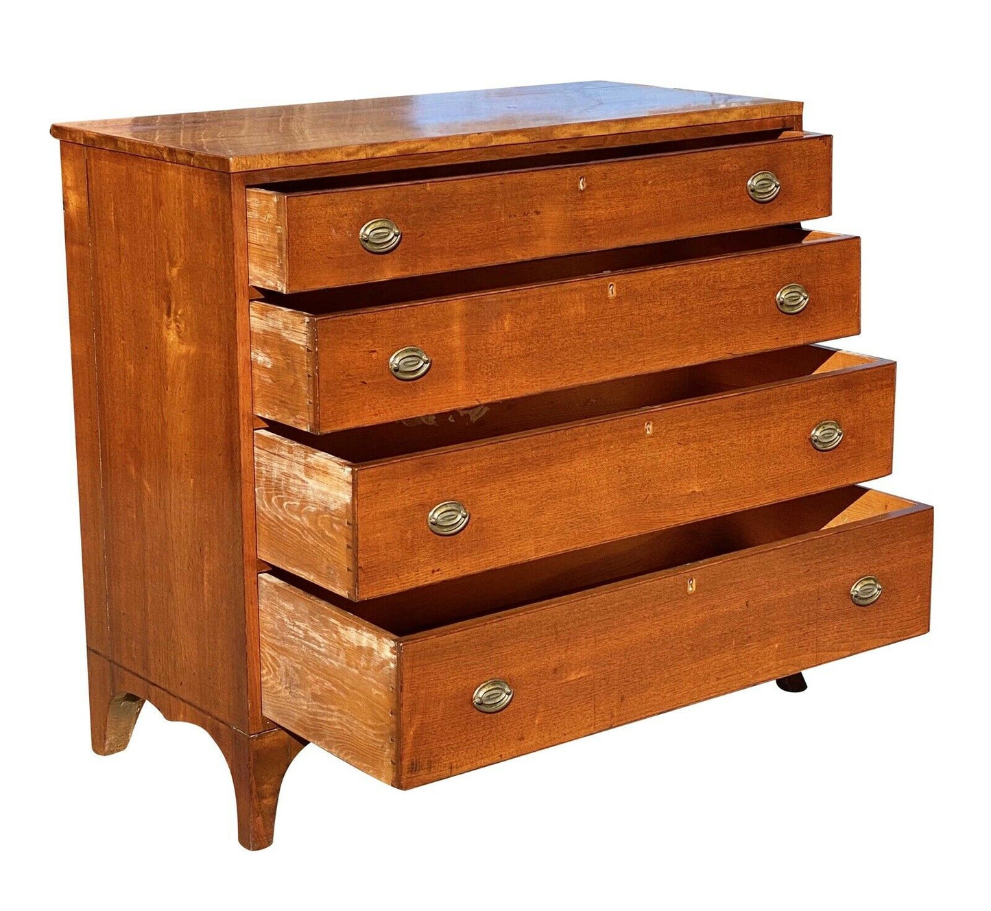 19th C Antique Southern Walnut Hepplewhite Chest Of Drawers / Dresser