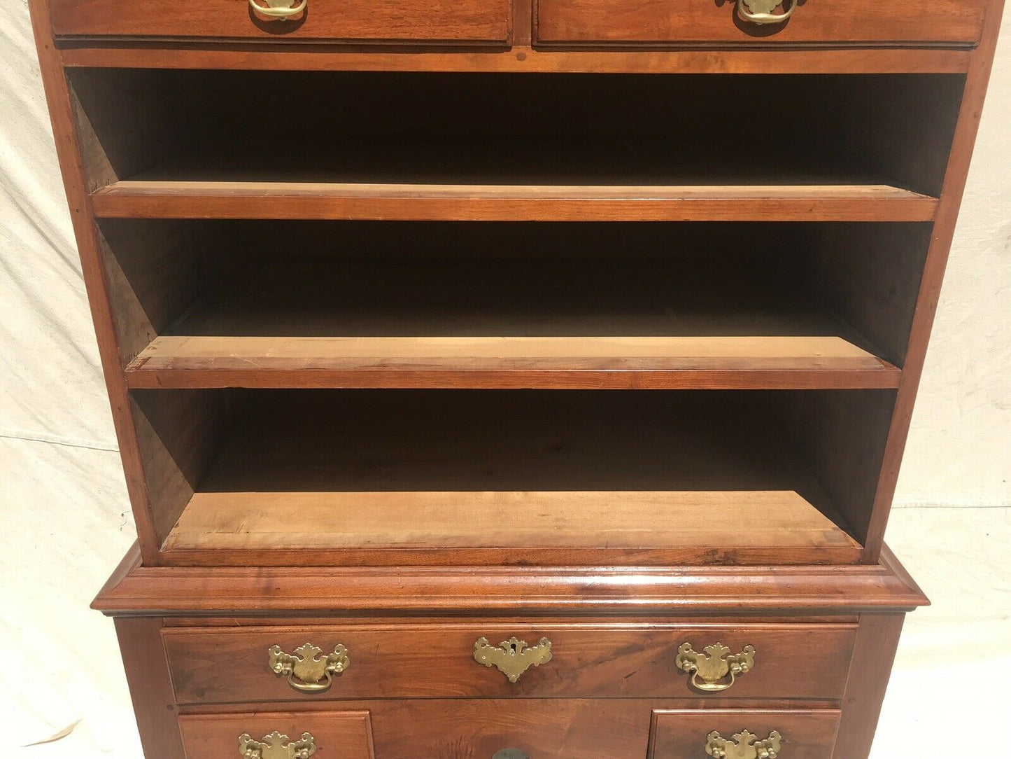 18TH C ANTIQUE QUEEN ANNE PERIOD PHILADELPHIA WALNUT HIGHBOY DRESSER / CHEST