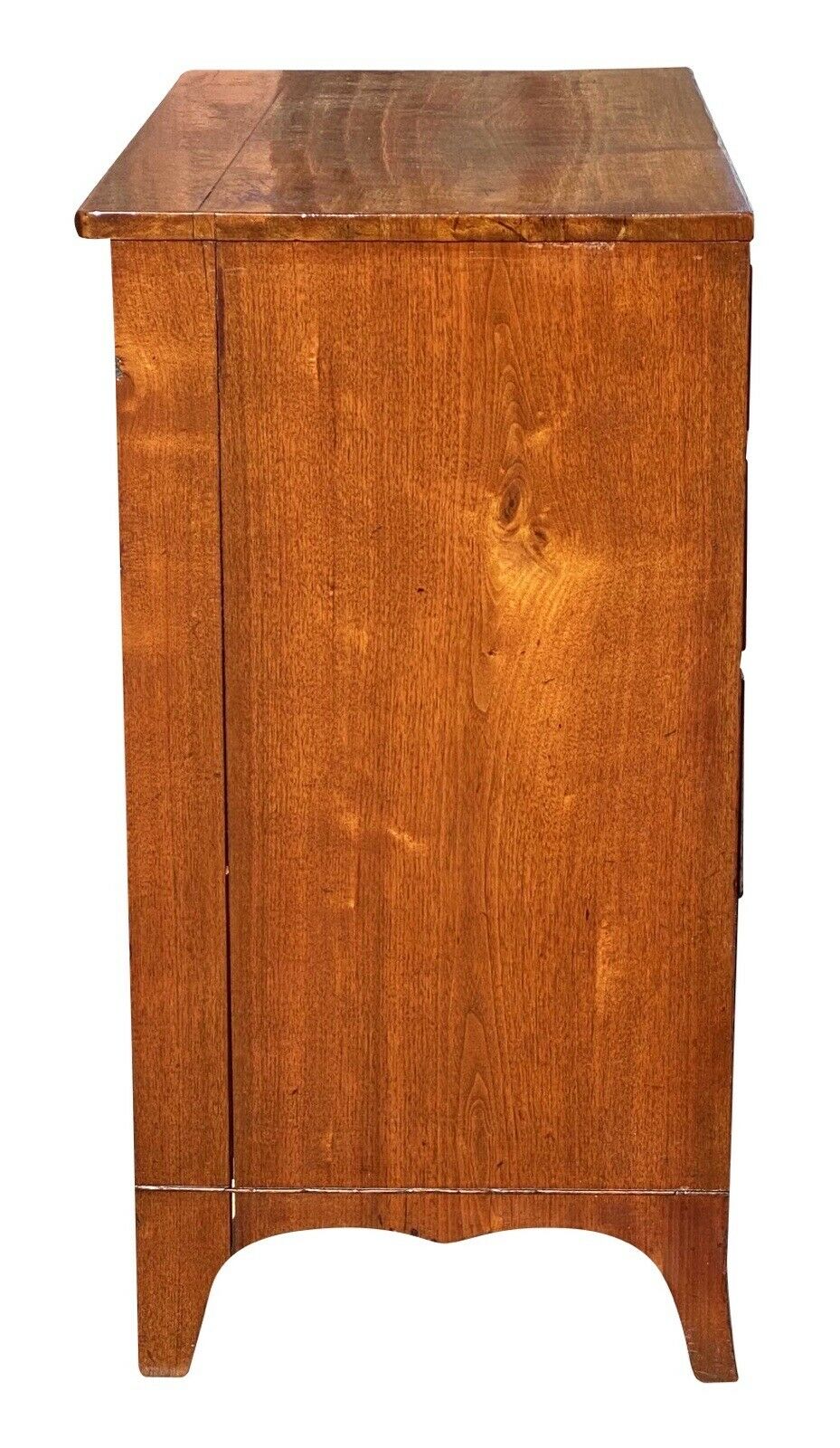 19th C Antique Southern Walnut Hepplewhite Chest Of Drawers / Dresser
