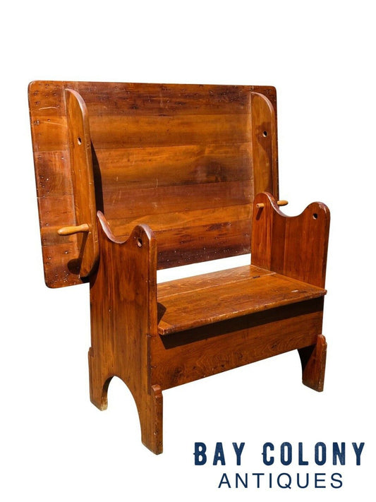 18TH C ANTIQUE COUNTRY PRIMITIVE QUEEN ANNE PINE TILT TOP TAVERN / DINING TABLE