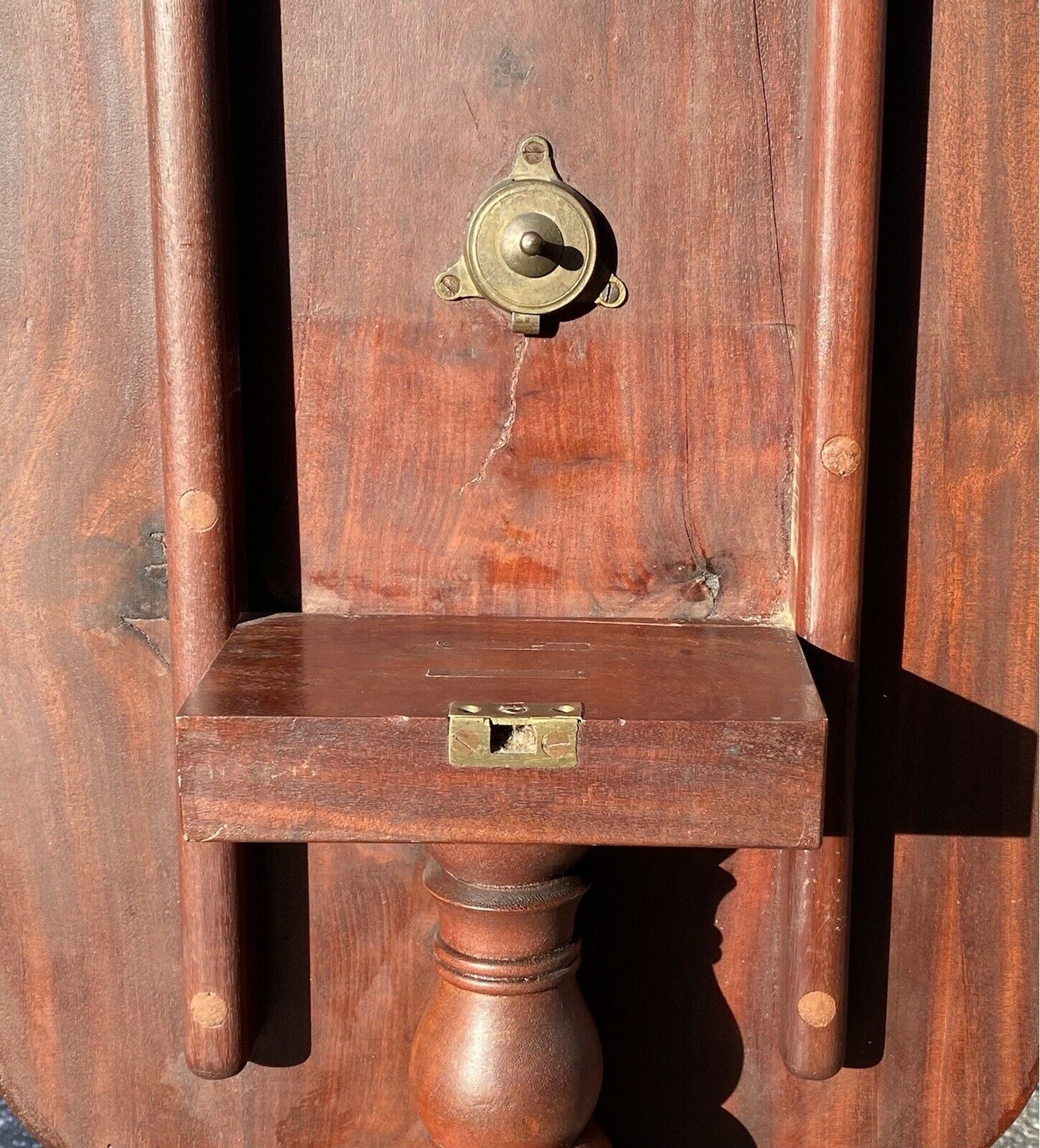 19th C Antique Federal Period Mahogany Tilt Top Table / Candle Stand
