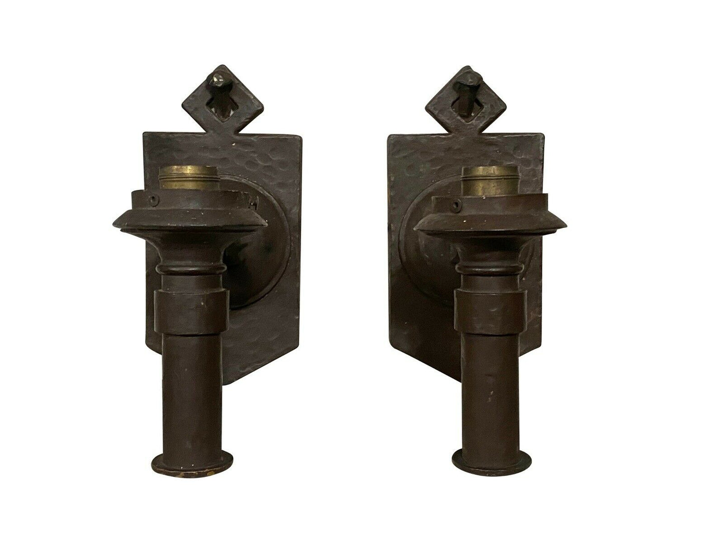 20TH C PAIR ANTIQUE ARTS & CRAFTS HAMMERED COPPER ELECTRIC WALL LAMPS / SCONCES