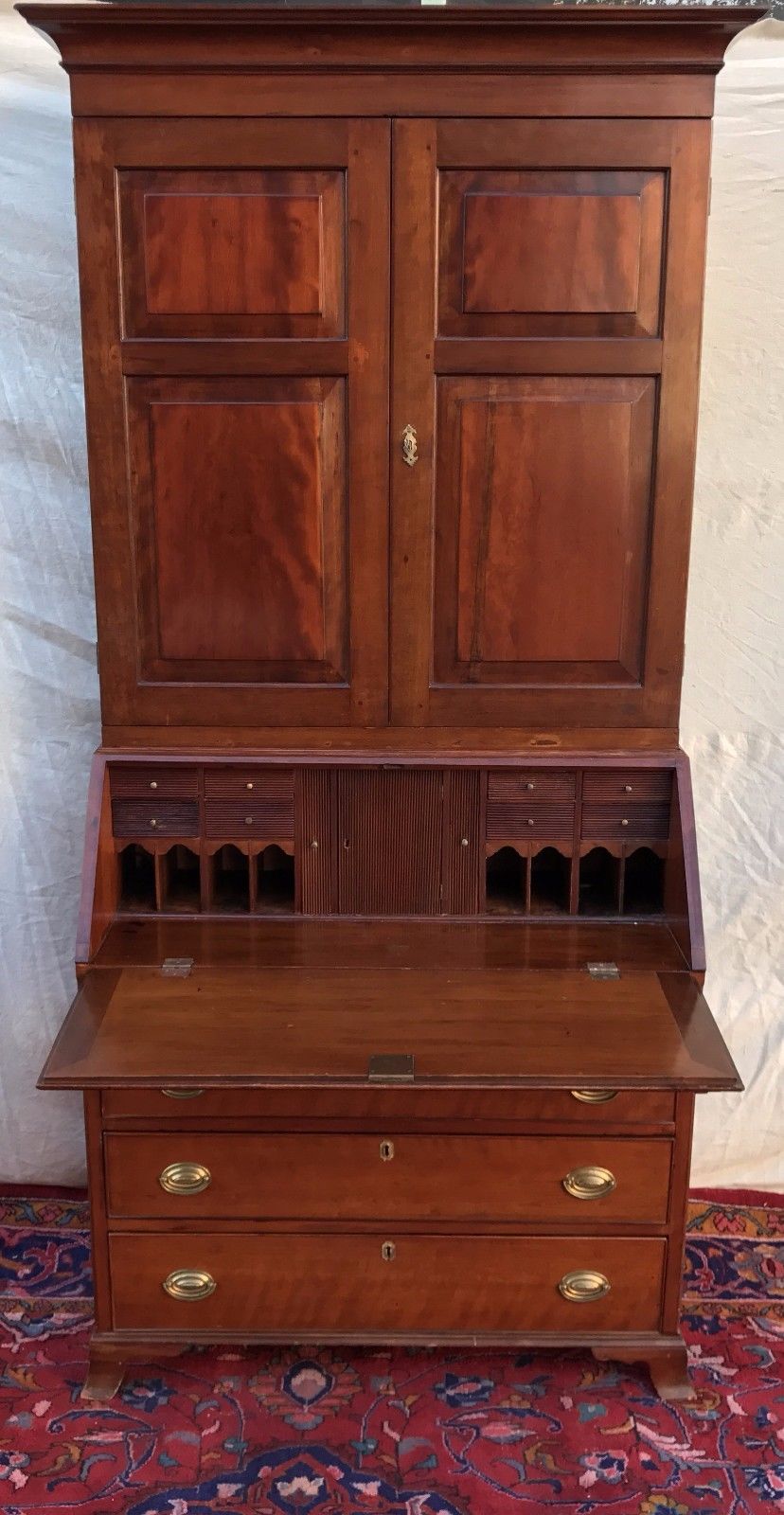 ULTRA RARE 18TH CENTURY CHERRY CONNECTICUT HEPPLEWHITE DOUBLE BLANK DOOR DESK