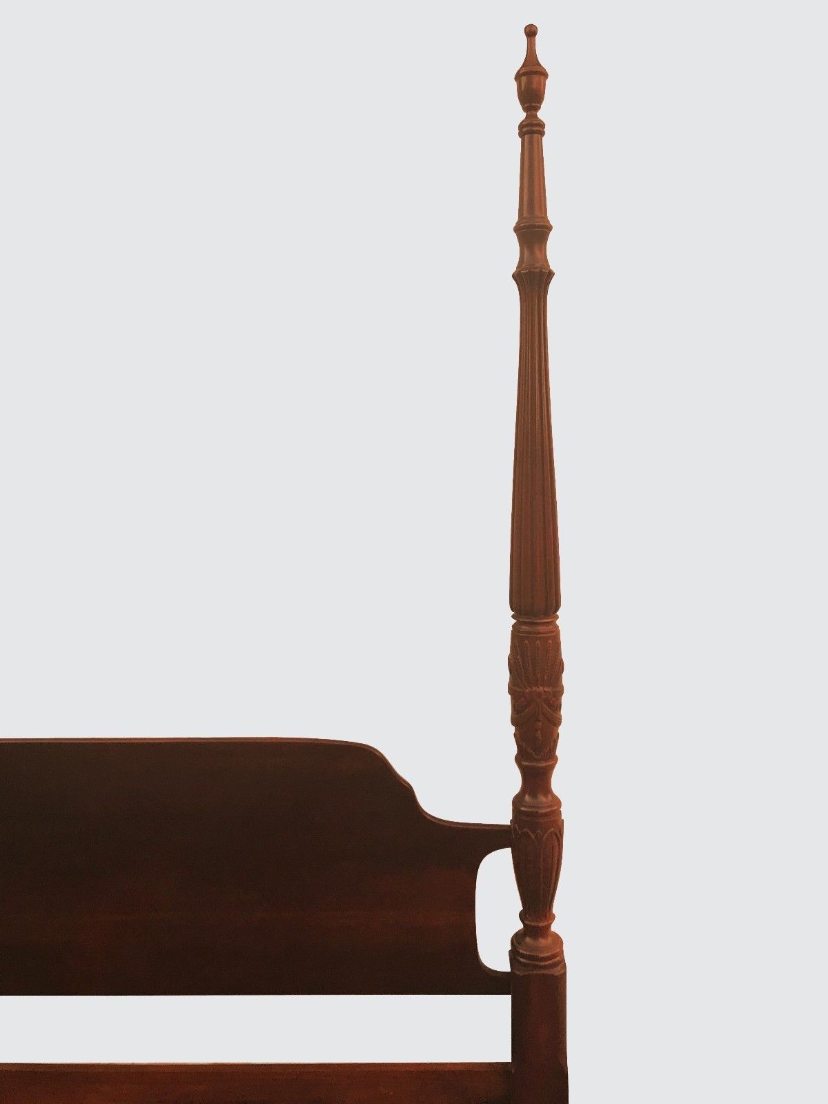 KING SIZED CHERRY FOUR POSTER RICE CARVED PLANTATION CHIPPENDALE STYLED BED