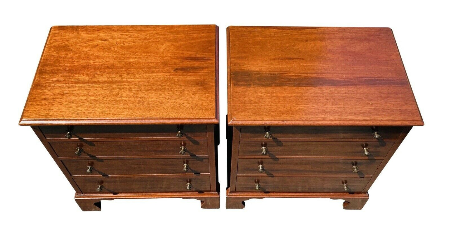 19th Century Antique Pair of Mahogany Bachelors Chests / Nightstands