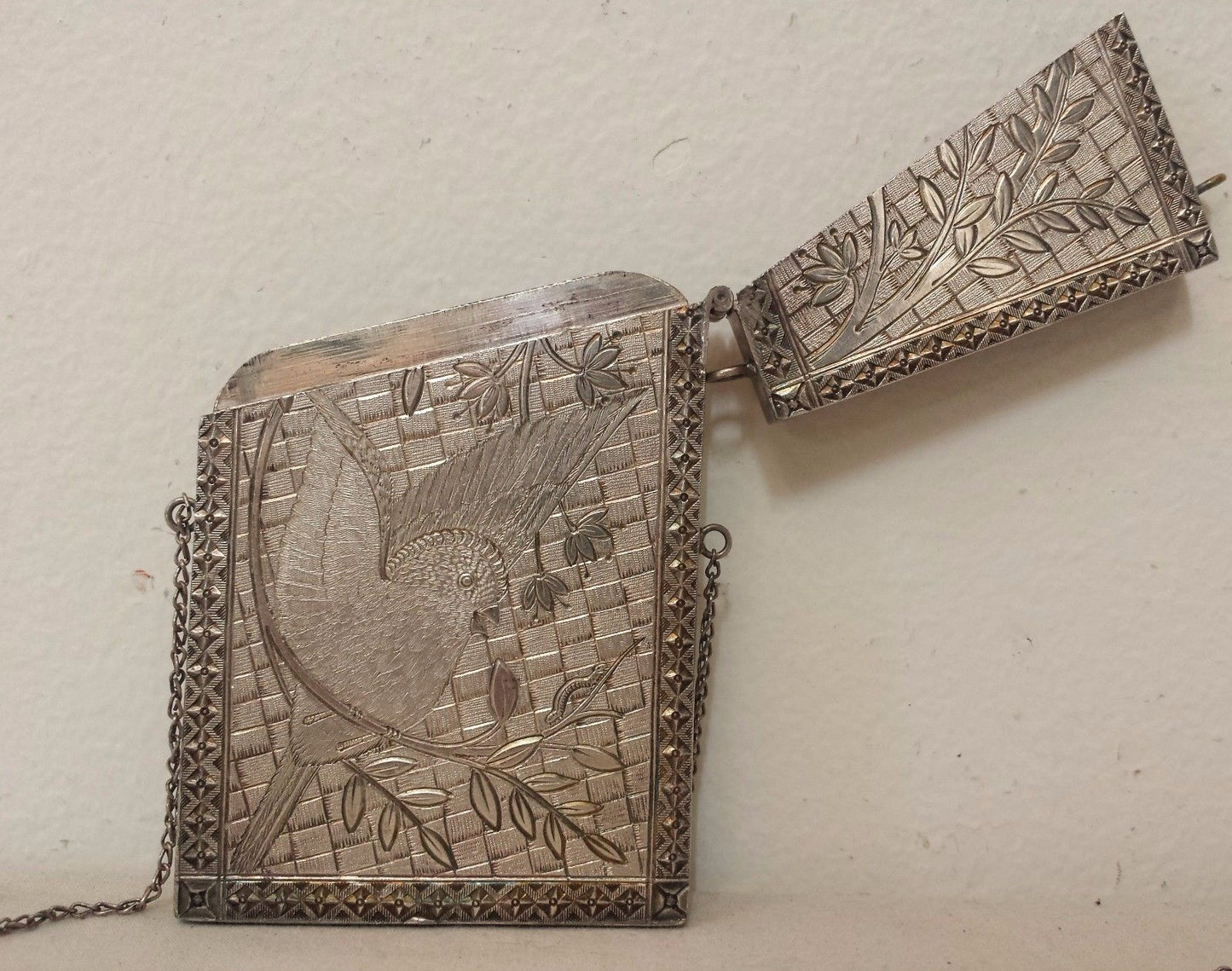 VICTORIAN / ART NOUVEAU SILVER ENGRAVED GREETING CARD HOLDER