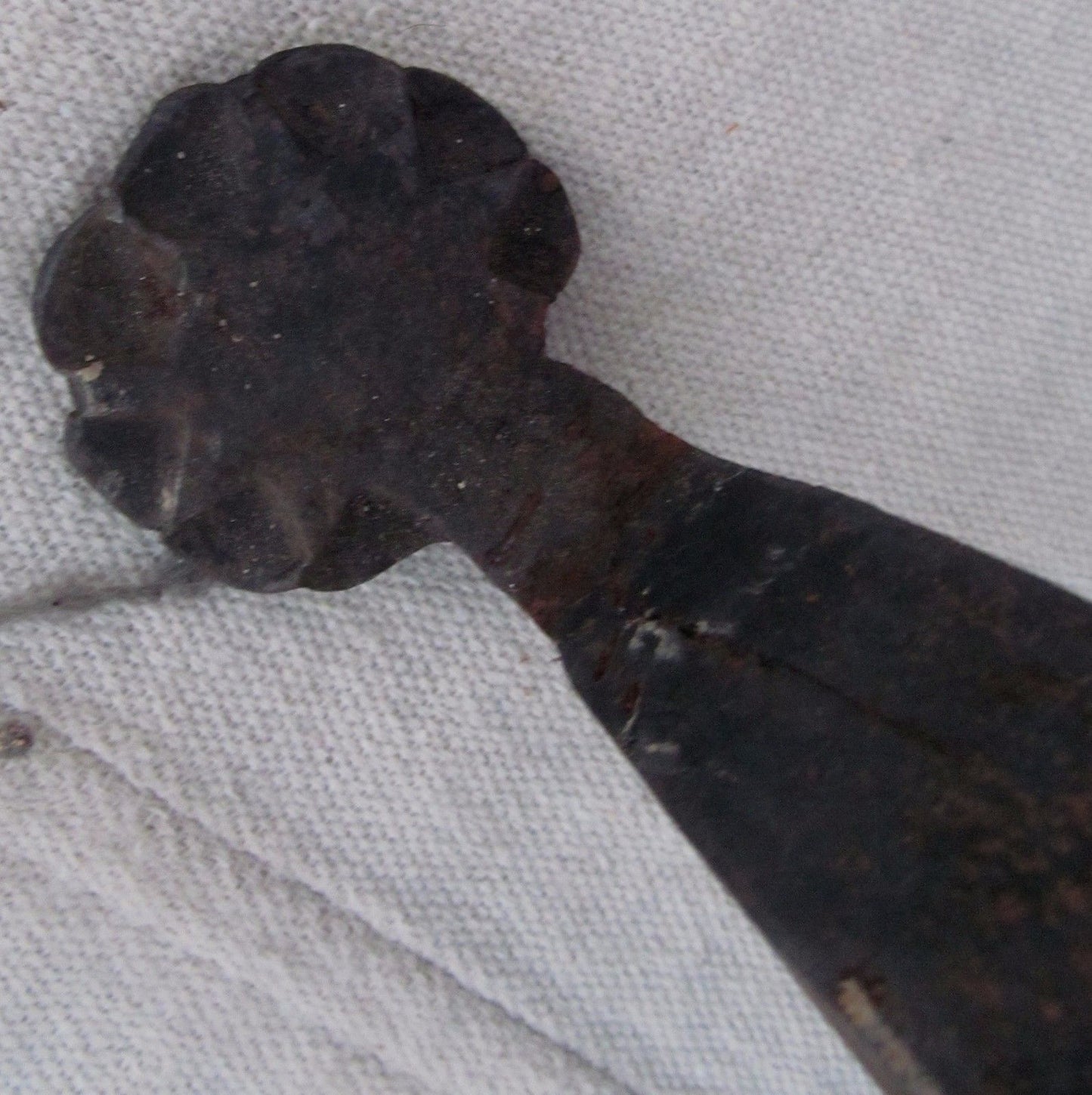 18TH CENTURY WROUGHT IRON GOOSE NECK PENNY & COMPASS FOOTED ANDIRONS