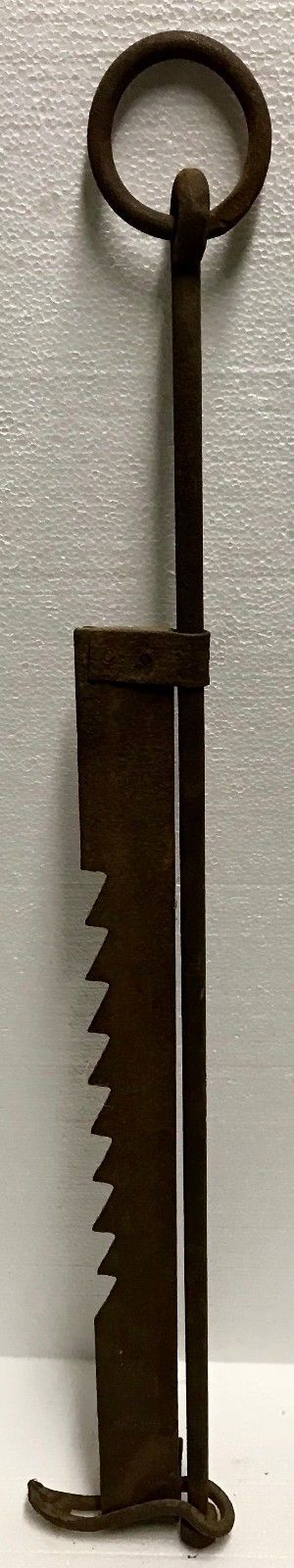 EARLY 19TH C HAND FORGED WROUGHT IRON ADJUSTABLE SAW TOOTH TRAMMEL - HEARTH