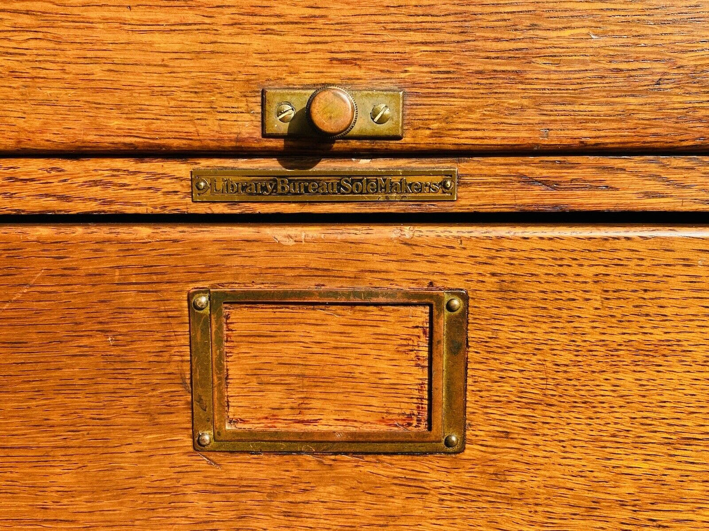 20TH C ANTIQUE ARTS & CRAFTS LIBRARY BUREAU 4 DRAWER TIGER OAK FILE CABINET