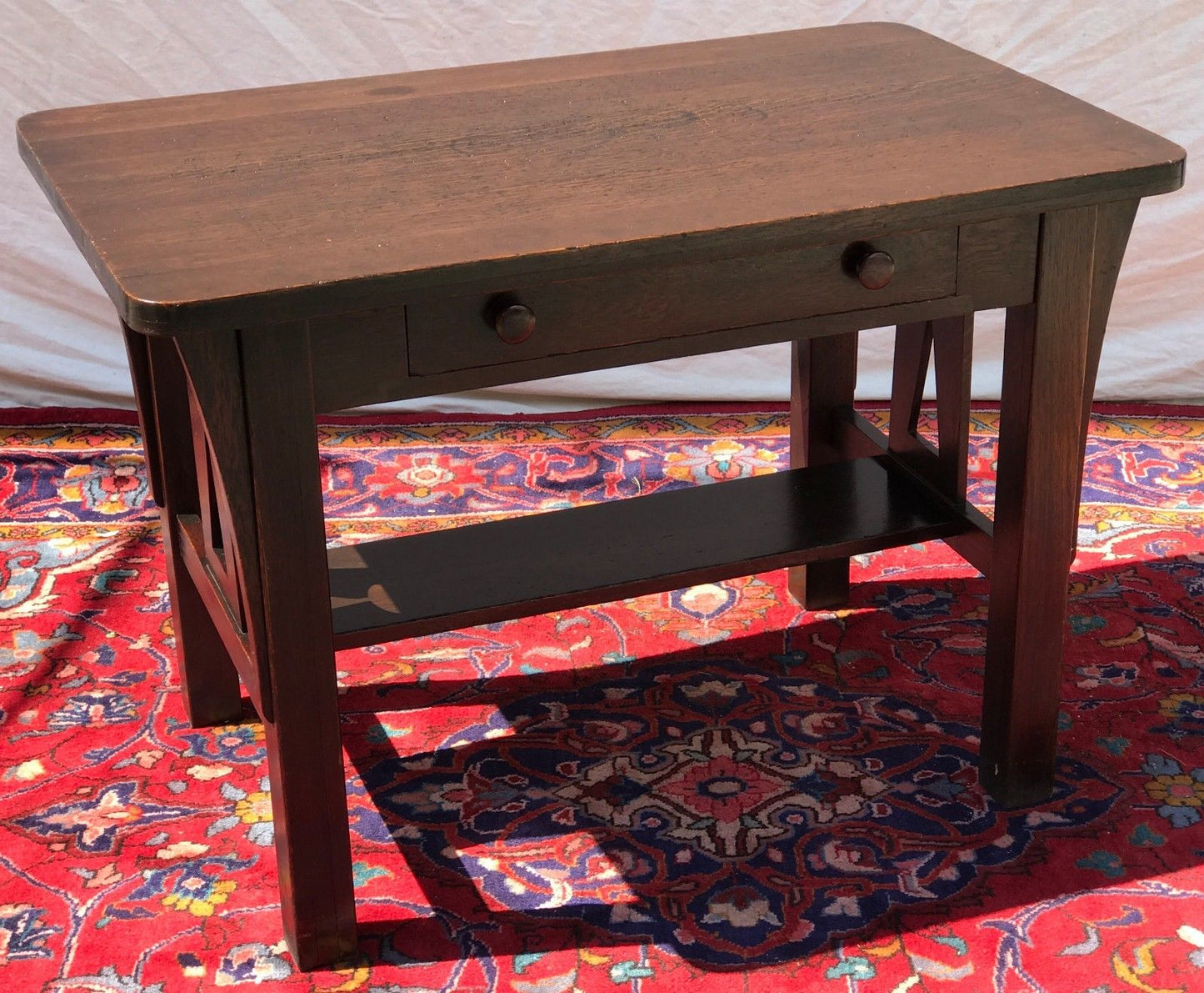 ANTIQUE ARTS & CRAFTS MISSION OAK DESK WITH KEY HOLE SIDES AND FUMED FINISH