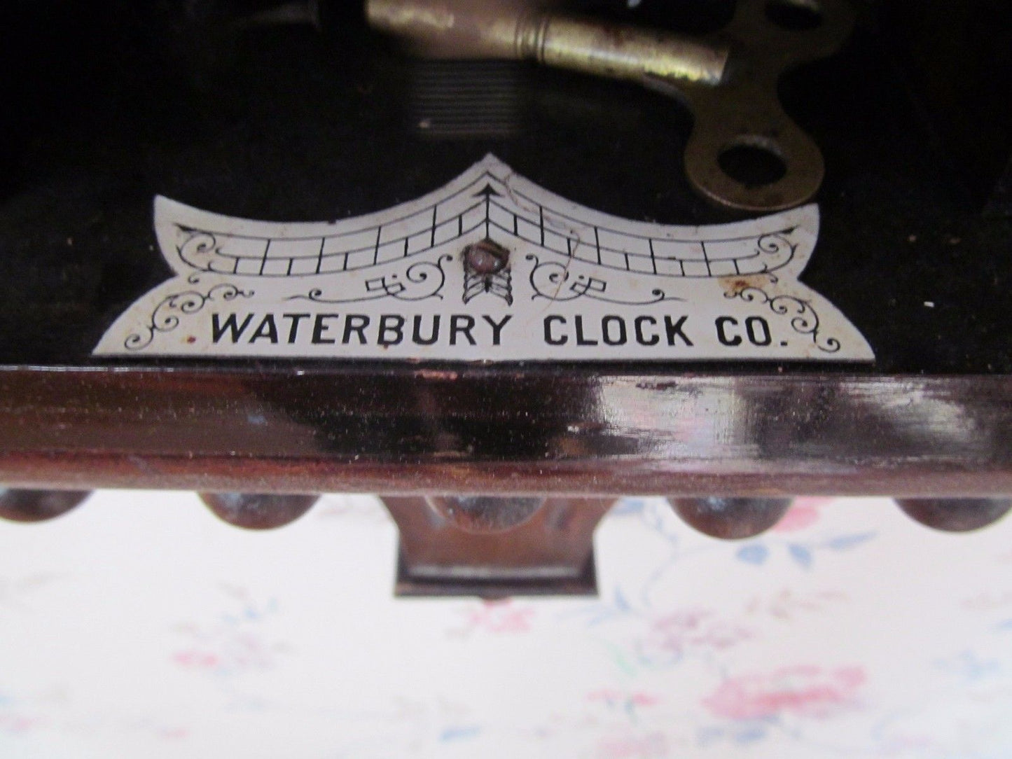 LARGE ANTIQUE BANJO CLOCK BY THE WATERBURY CLOCK COMPANY WILLARD SERIES
