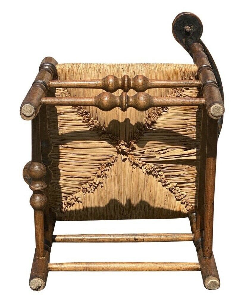 18TH C ANTIQUE QUEEN ANNE TIGER MAPLE ROUNDABOUT / CORNER CHAIR W/ RUSH SEAT