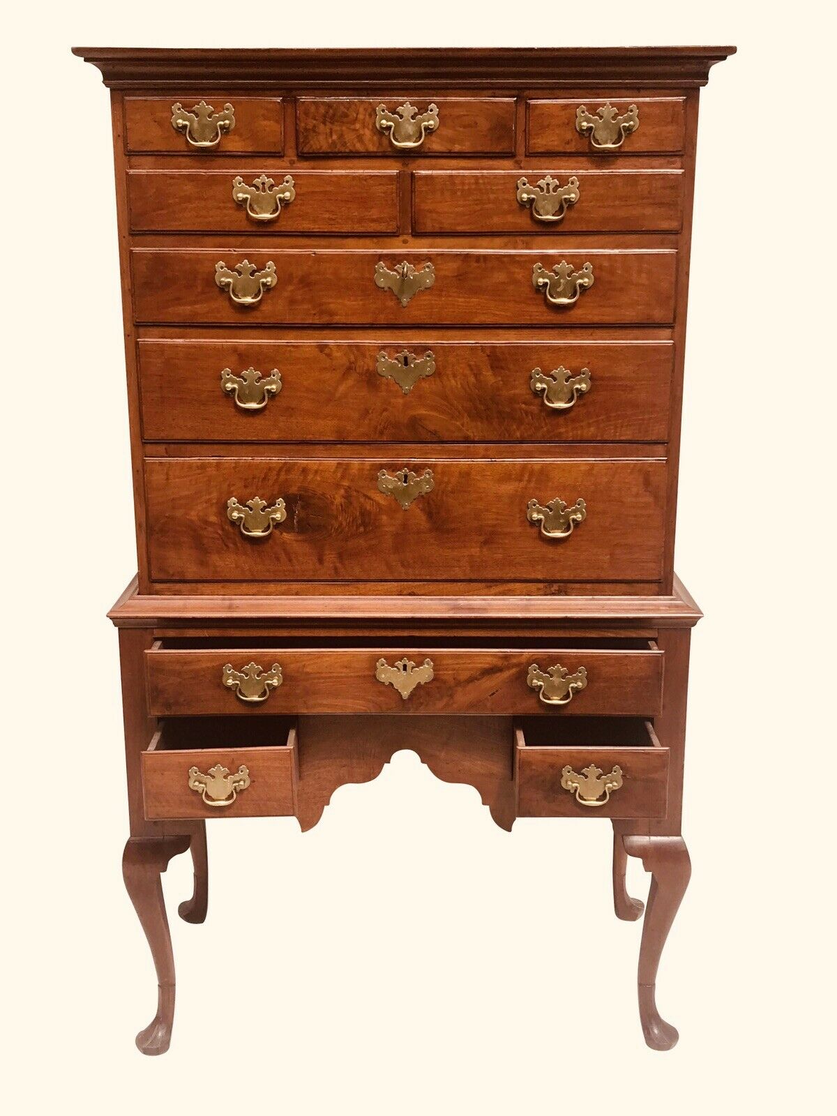 18TH C ANTIQUE QUEEN ANNE PERIOD PHILADELPHIA WALNUT HIGHBOY DRESSER / CHEST