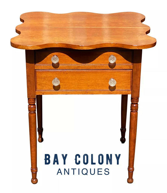 19TH C ANTIQUE SHERATON CONNECTICUT CHERRY WORK TABLE / NIGHT STAND W SHAPED TOP