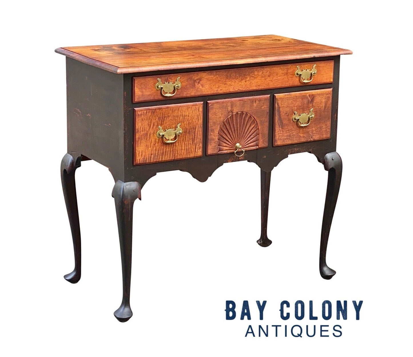 20th C Queen Anne Antique Style Fan Carved New England Lowboy / Dressing Table