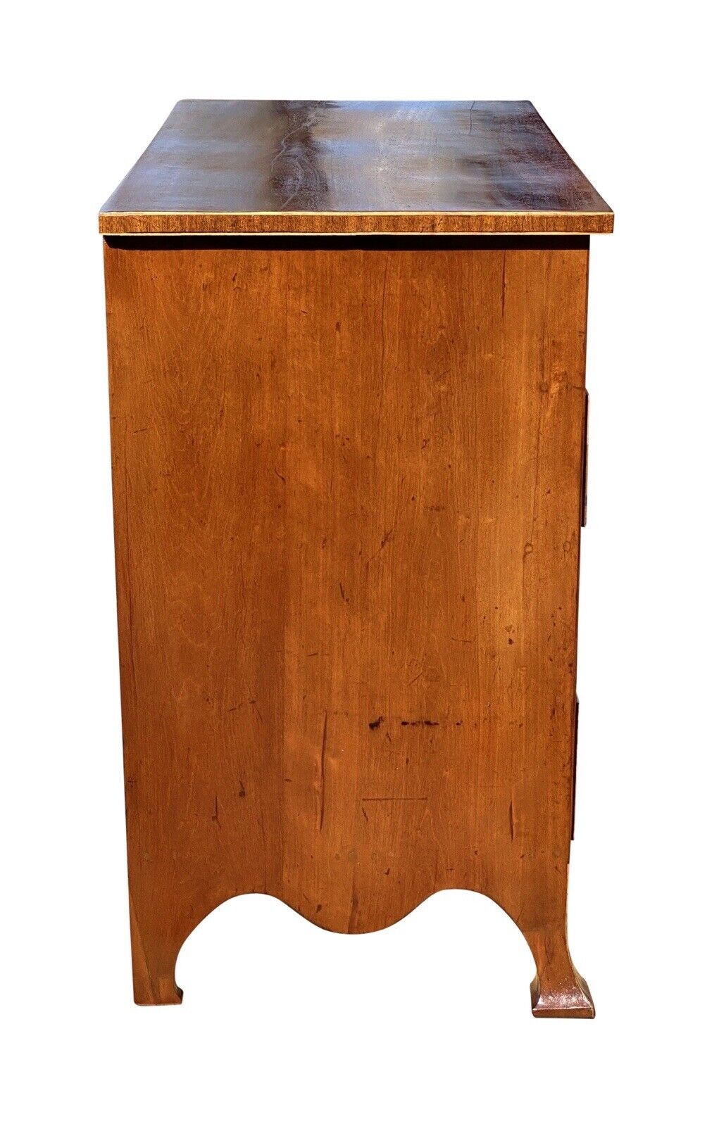 Early 19th Century Antique Federal Period Mahogany Chest of Drawers / Dresser