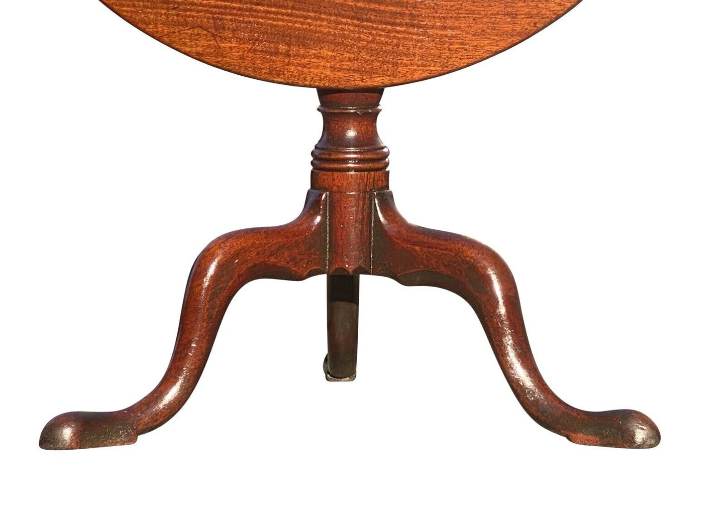 Antique South Carolina Queen Anne Walnut Tilt Top Table on Snake Legs
