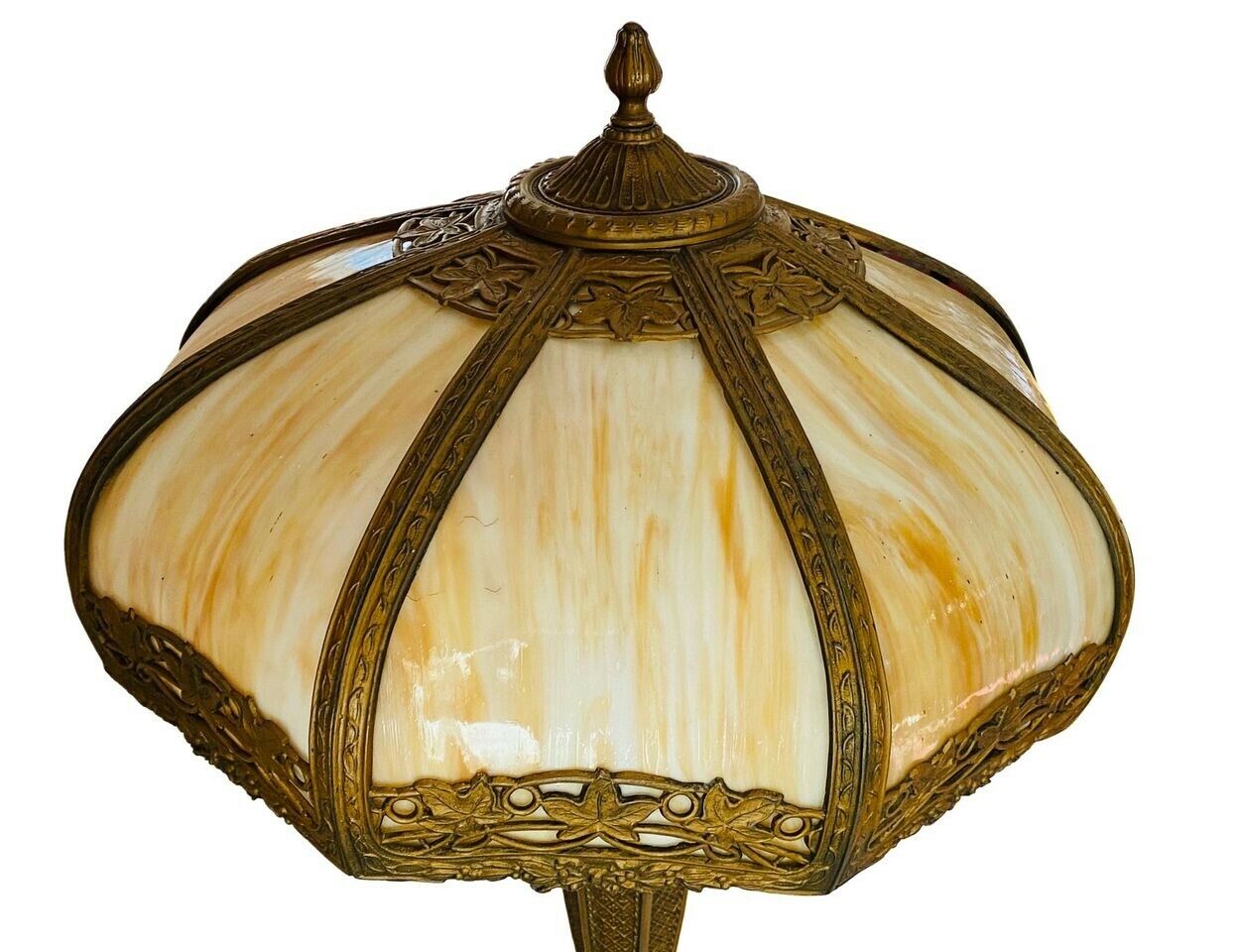 20TH C ANTIQUE ARTS & CRAFTS / ART NOUVEAU 8 PANEL CARAMEL SLAG GLASS LAMP