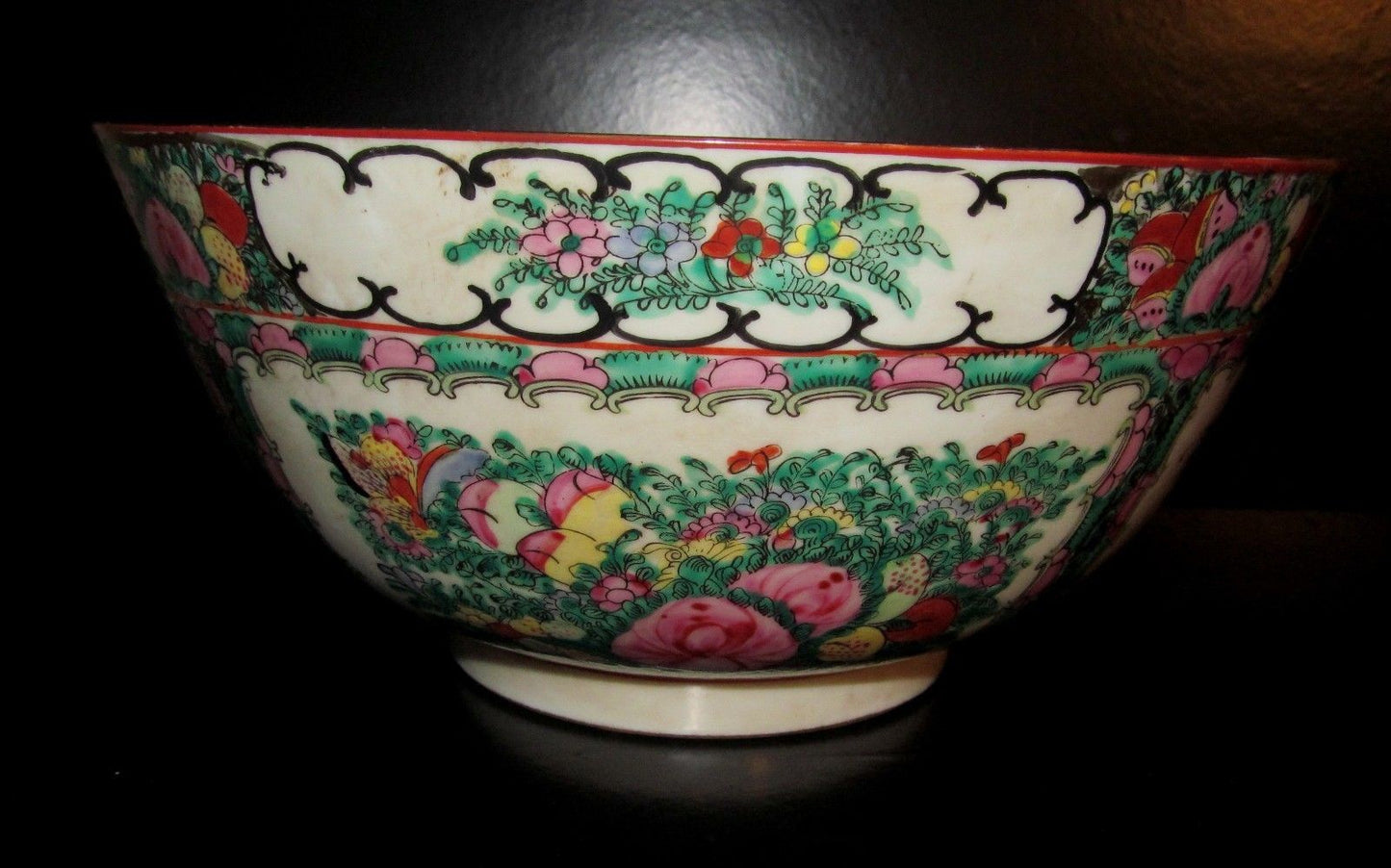 ELEGANT 19TH CENTURY ROSE MEDALLION 12" BOWL