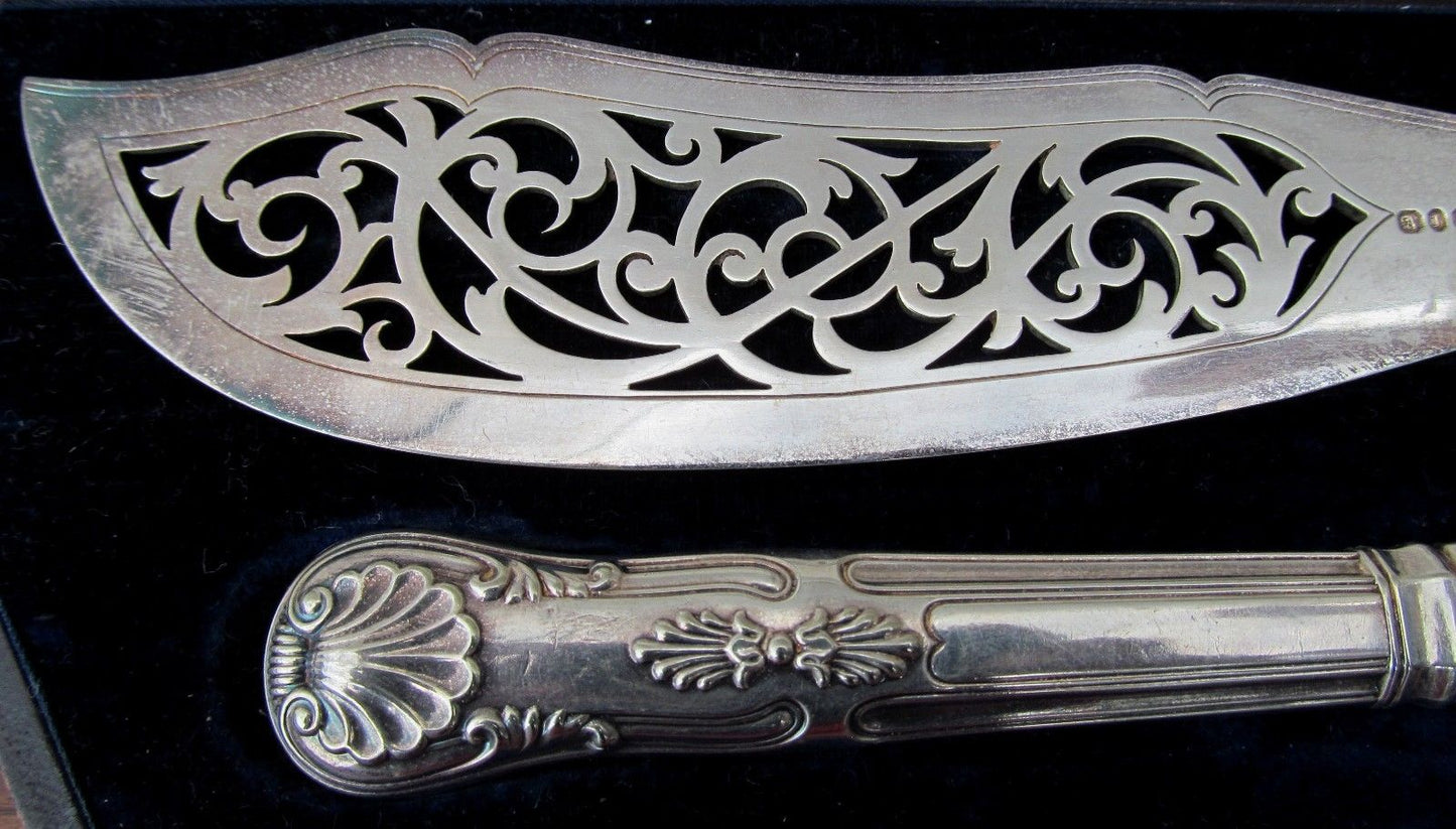 FINE 1875 HALLMARKED SHEFFIELD FISH SERVICE SET IN ORIGINAL LEATHER CASE
