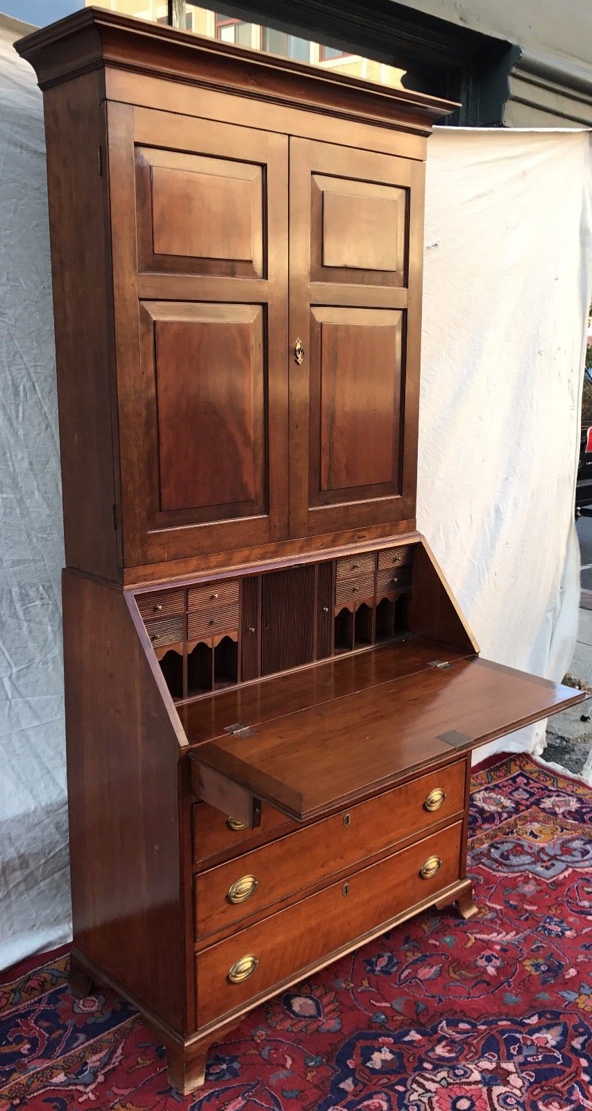 ULTRA RARE 18TH CENTURY CHERRY CONNECTICUT HEPPLEWHITE DOUBLE BLANK DOOR DESK