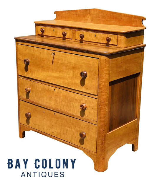 19TH C ANTIQUE FEDERAL PERIOD OHIO RIVER VALLEY TIGER MAPLE DRESSER / CHEST