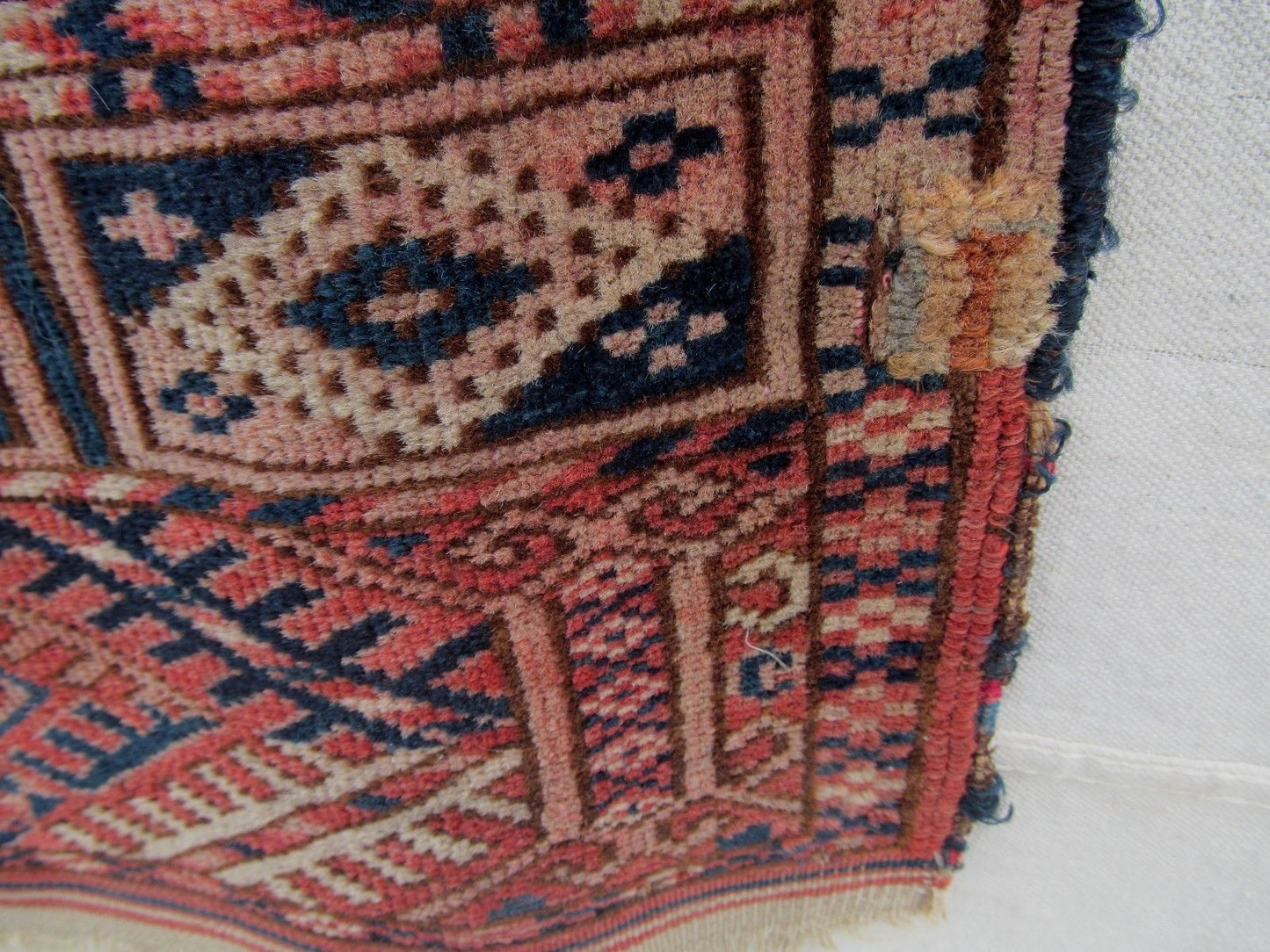 3'-"3 X 5'-5" ANTIQUE TEKKE TURKOMAN ESTATE CARPET