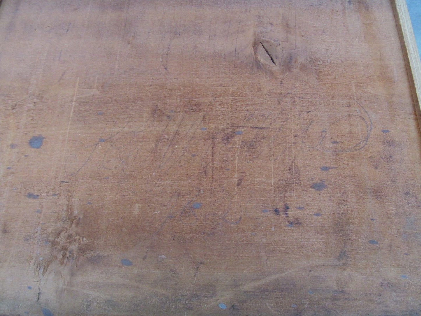 EXCELLENT FEDERAL PERIOD MAHOGANY WORK TABLE WITH SANDWICH GLASS PULLS