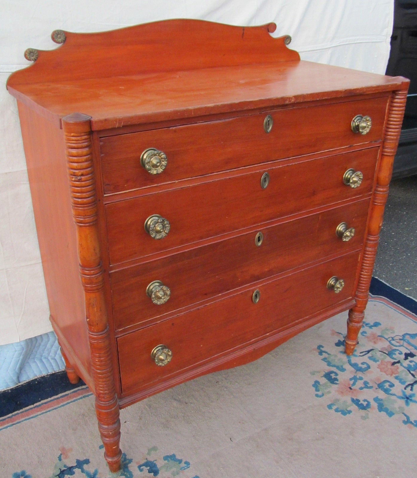 FINE 1790 SHERATON PINE & MAPLE DRESSER W/RING TURNED COLUMNS N.H. EXCEPTIONAL!