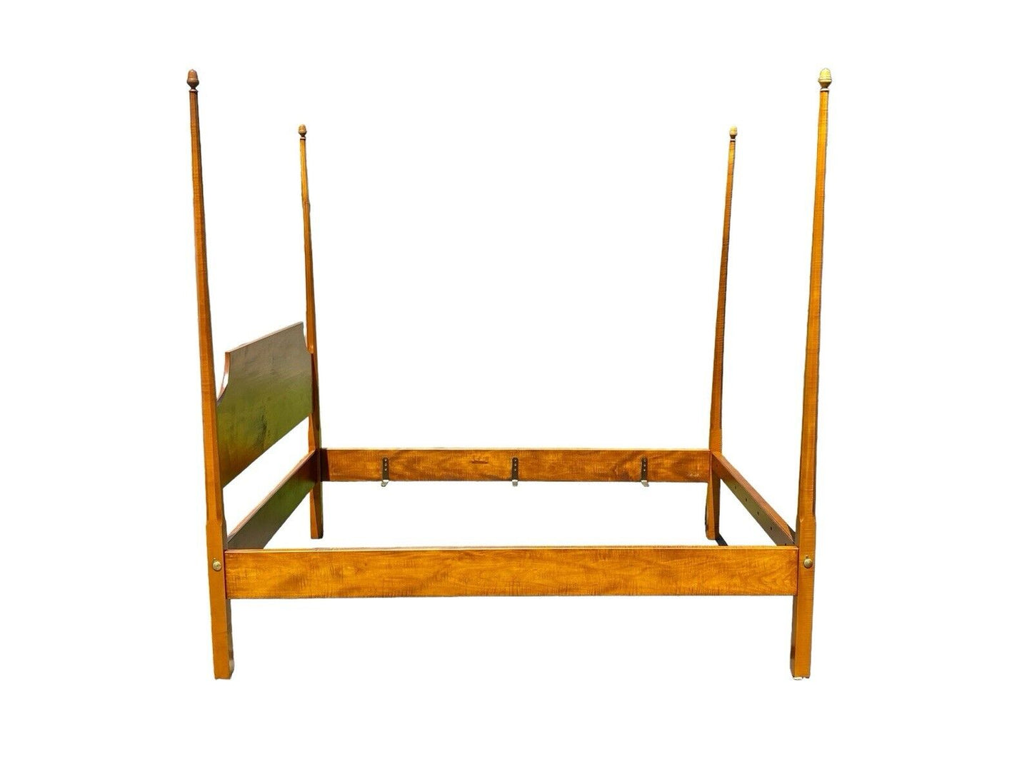 Tiger Maple Queen Size Pencil Post Bed / Four Post Bed