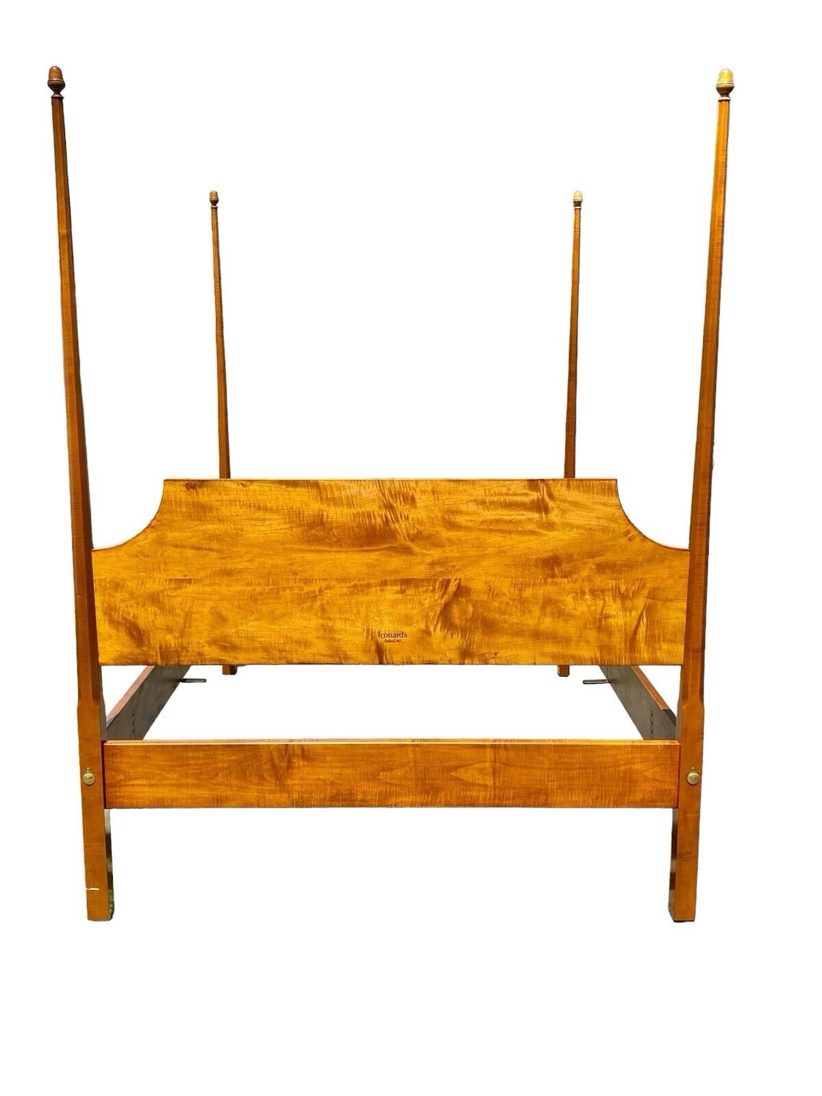 Tiger Maple Queen Size Pencil Post Bed / Four Post Bed