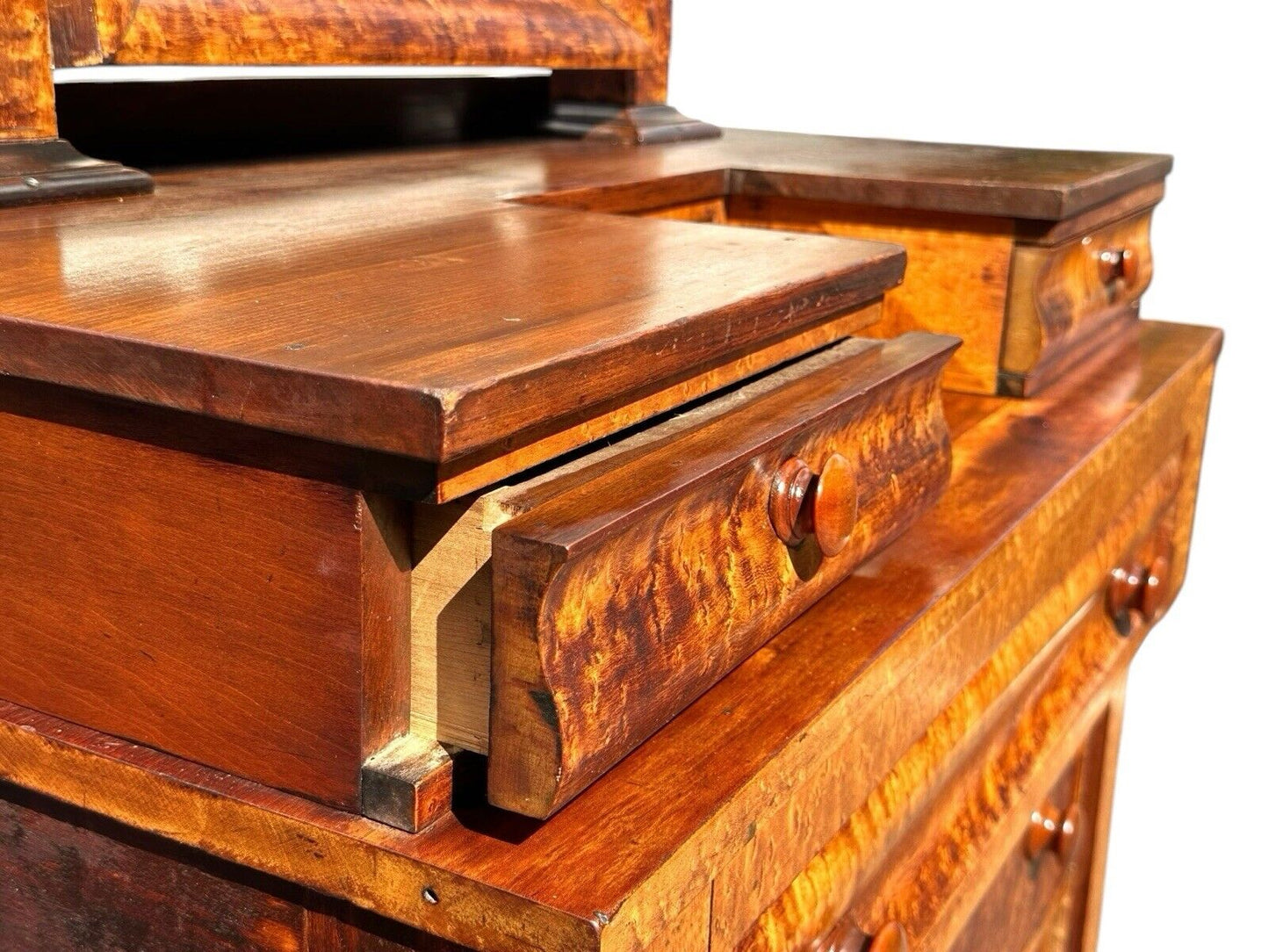 Antique Federal Period Kentucky Bird's Eye Maple Gentleman's Dresser With Mirror