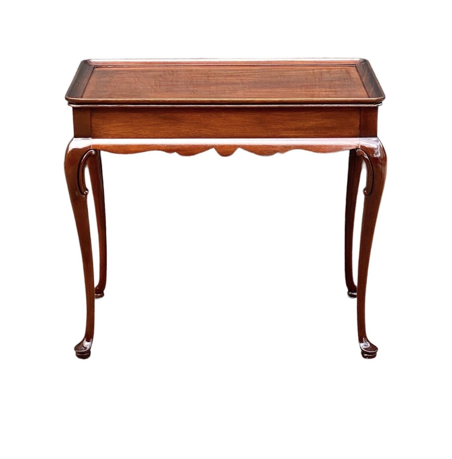 Exceptional Queen Anne Style Mahogany Tray Top Tea Table by Councill Craftsmen