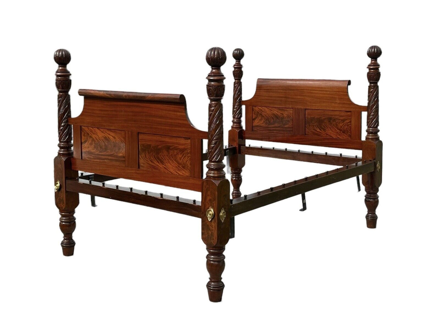 Early American Antique Federal Period Mahogany Acanthus & Pomegranate Carved Bed