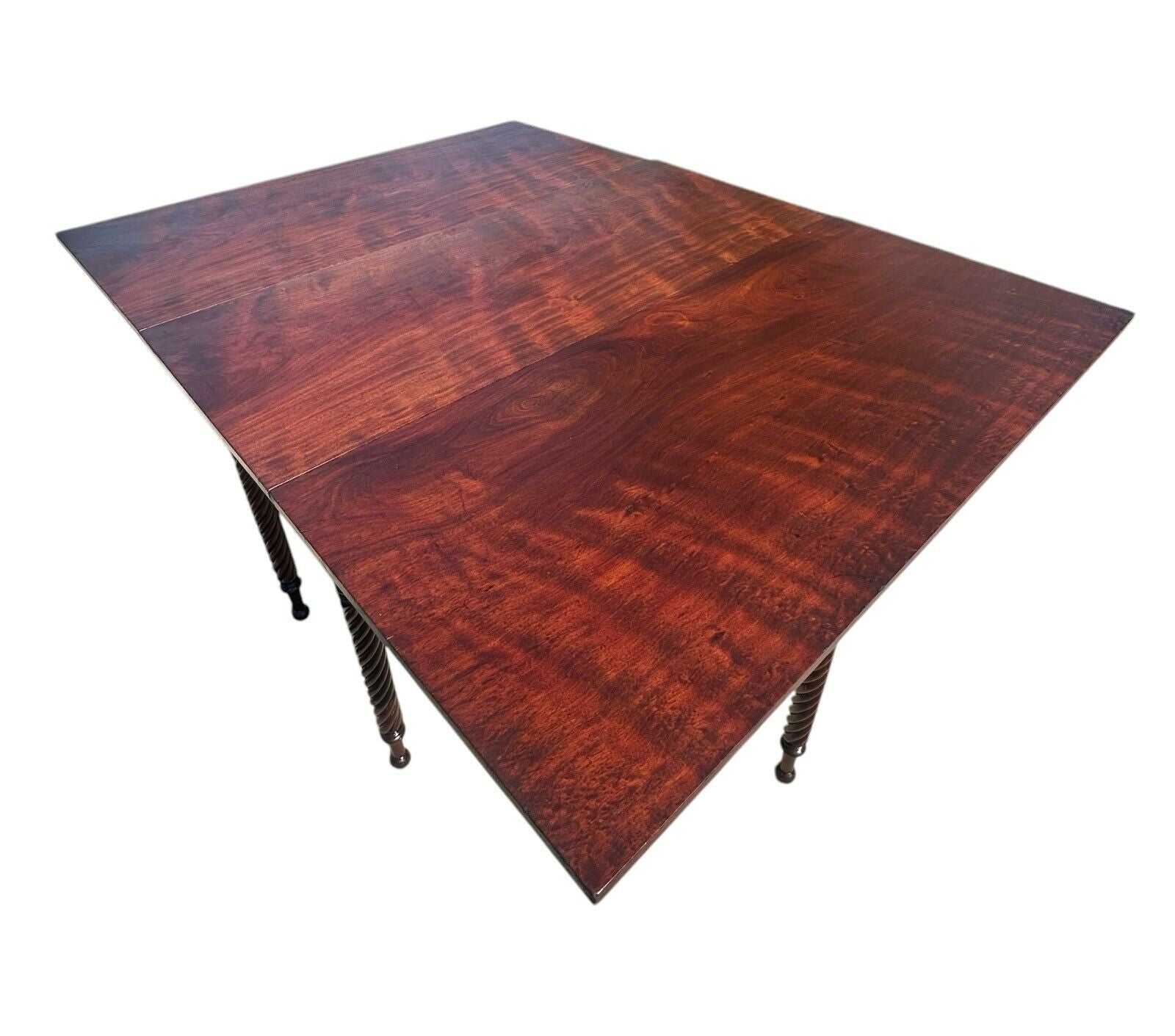 Antique Federal Period New England Boldly Figured Mahogany Dropleaf Dining Table - Bay Colony Antiques Antiques:Furniture:Tables